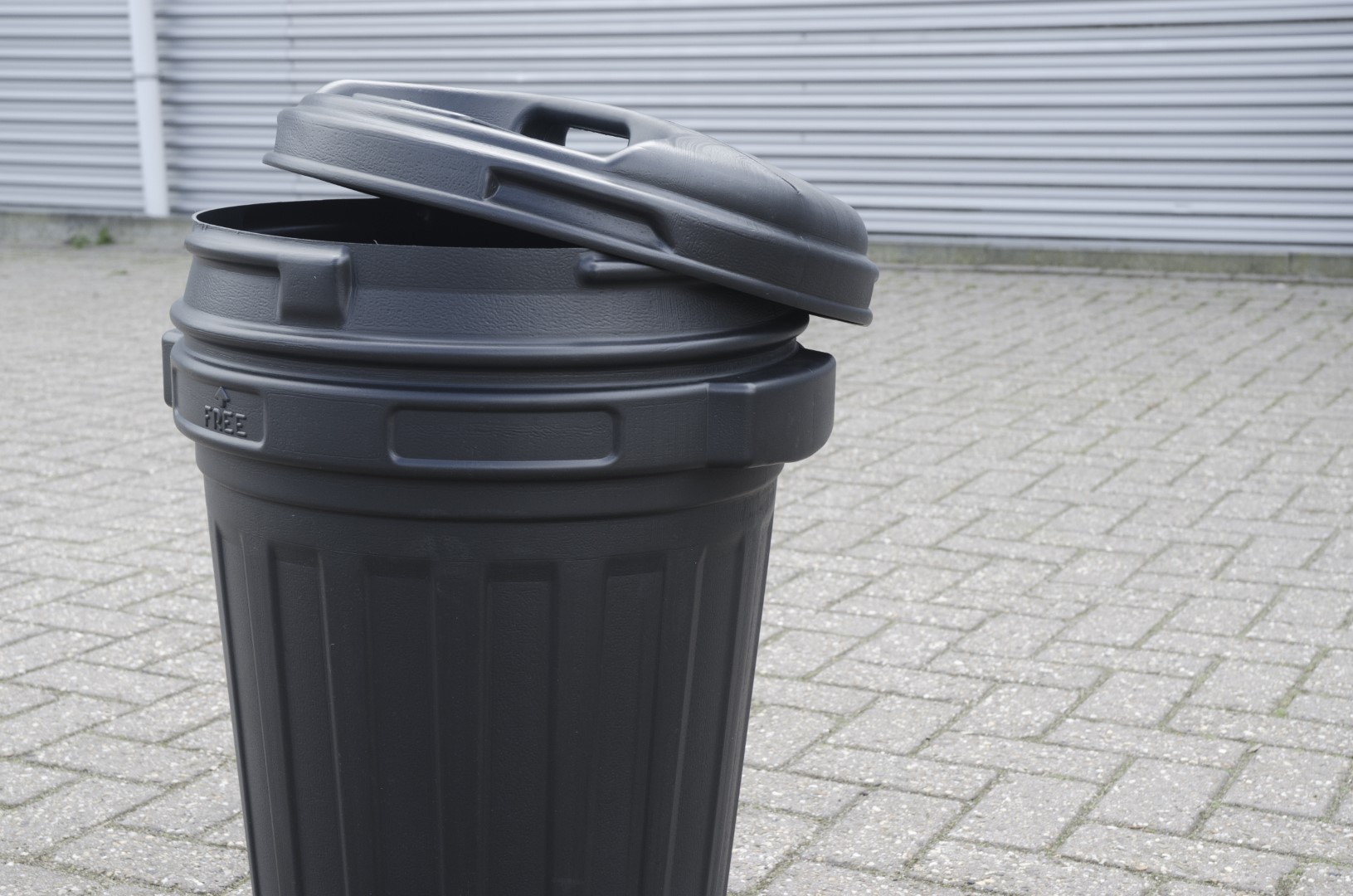 Voerton met draaisluiting 70 liter Zwart - Afbeelding 2