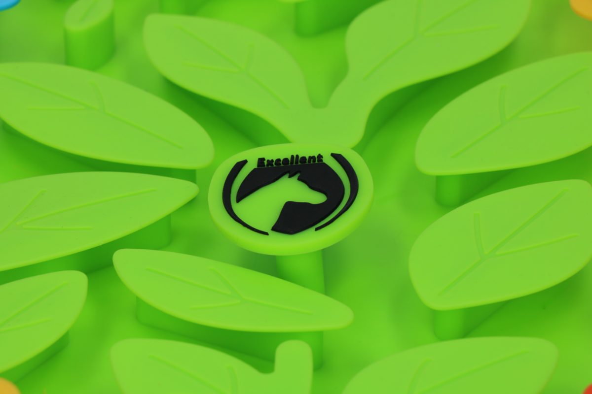 Excellent Horse Snuffle Mat Flower Power - Afbeelding 2