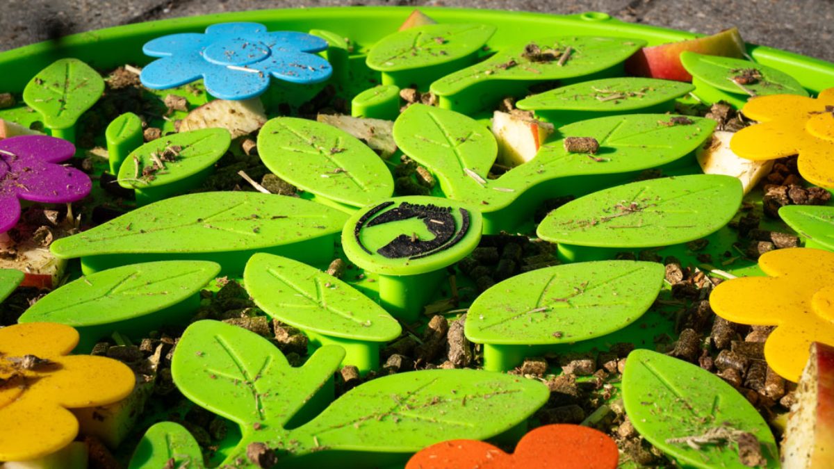 Excellent Horse Snuffle Mat Flower Power - Afbeelding 5